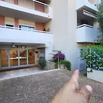 Secret Garden, Ideal For 2,Large Terrace