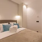 Apartment Cours Saleya Renovated 3 Bedrooms 1 Min To Air Conditioning Nice