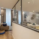 Cours Saleya Renovated 3 Bedrooms 1 Min To Air Conditioning Nice
