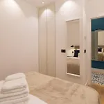 Cours Saleya Renovated 3 Bedrooms 1 Min To Air Conditioning Nice