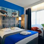 Centre Hotel 4*