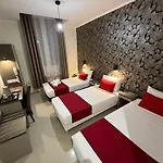 Evelia Hotels