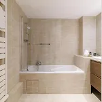 Large 3 Bdr Old Town - Ac