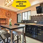 Apartment Loft Magnan - Parking - Ideal Couples -beach -tram & Supermarkets - New & Confort-ac