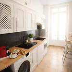 Apartment L'echappee De Riviera I Centre-ville I Climatise I Proche Gare Et I Ideal Couple Et Famille