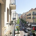 Hyper-Centre, Air-Conditioned Apartment With Balcony