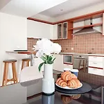 Hyper-centre, Air-conditioned With Balcony Apartment Nice