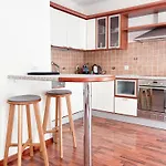 Apartment Hyper-centre, Air-conditioned With Balcony *