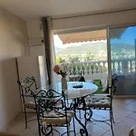 Baie Des Anges Apartment *