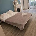 Superbe Chambre Plein Centre Nice Climatise Direct Aeroport Via Tram