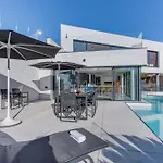 Villa Alba Vi4498 By Riviera Holiday Homes