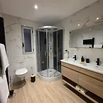 La Costiere Villa *