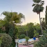 Guest house Independant En Calme, Jardins Et Piscine A 5 Min De La Nice