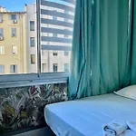 Nice Center Quiet Apartment Pedestrian Street Near Promenade 4 Sleeps
