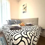 Blue Sky - Apartment