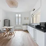 Superbe appartement rénové 1 chambre - Nice Mantega