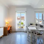 Charmant 2 Pieces Dans Le Carre D Or