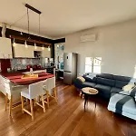 Charmant Appartement Dans Villa Nicoise