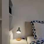 Panorama Riviera Vue Montagne Et Parking