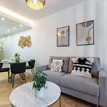 Carre Dor Design Confort And Centralite Nice