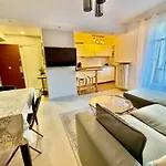 Azur One - Centre De Apartment