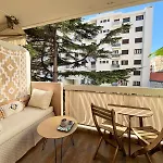 Charming 2 Rooms With Balcony