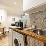 Cozy Apartment A-C 1Br-2P - Nice