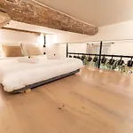 Charmant Duplex Vieux Nice, proche mer, WiFi, Clim