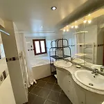 T4 Nice Centre - Close To Shops, Wi-Fi, Ac