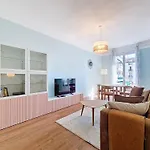 Nestor&Jeeves - Blue Pastel Promenade - Spacious - Close Sea