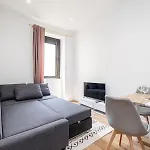 Au Coeur De Nice, Gare A Pied Et Climatisation