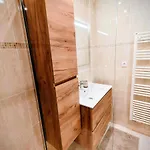 Modern Gem 200M From Beaches With Balcony, Ac And Tram