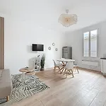 Superbe appartement rénové 1 chambre - Nice Mantega