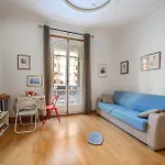 LX196 Studio mezzanine balcon Tram plage à pied