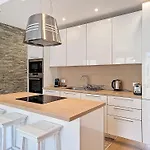 Nestor&Jeeves - Gelato - Bright - Balcony