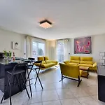 Happyfew Penthouse Lucia