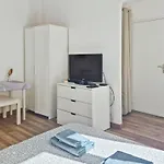 Apartment Studio, Downtown, Train Station, Wifi, Air Conditioning