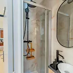 Splendide Appartement Rénové Au Cœur du Vieux Nice