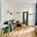 Apartment Carre Or Avec Balcon Nice