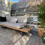 Golden Luxury And Panoramic View Apartment