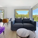 Comfort And Relaxation And Swimming Pool Apartment Nice