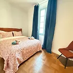 La Rotonde Art,Elegance & Romantisme Au Coeur De Nice, A 2 Pas Du Negresco