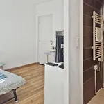Studio, Downtown, Train Station, Wifi, Air Conditioning * Nice