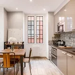 Authentic Nice Old Town, Separate Bedroom, Ac