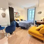 Studio Design Et Lumineux Pres Du Port De Nice