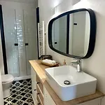 Chic Et Elegant - Au Coeur Du Carre D\'Or