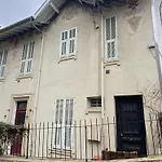 Charmant Appartement Dans Villa Nicoise