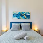 Charmant 2 Pieces Dans Le Carre D Or