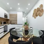 Carre Dor Design Confort And Centralite Nice