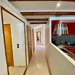 Apartment T4 Centre - Close To Shops, Wi-fi, Ac